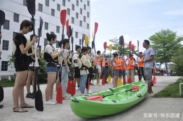 趣味運動會，皮劃艇團隊活動（上）